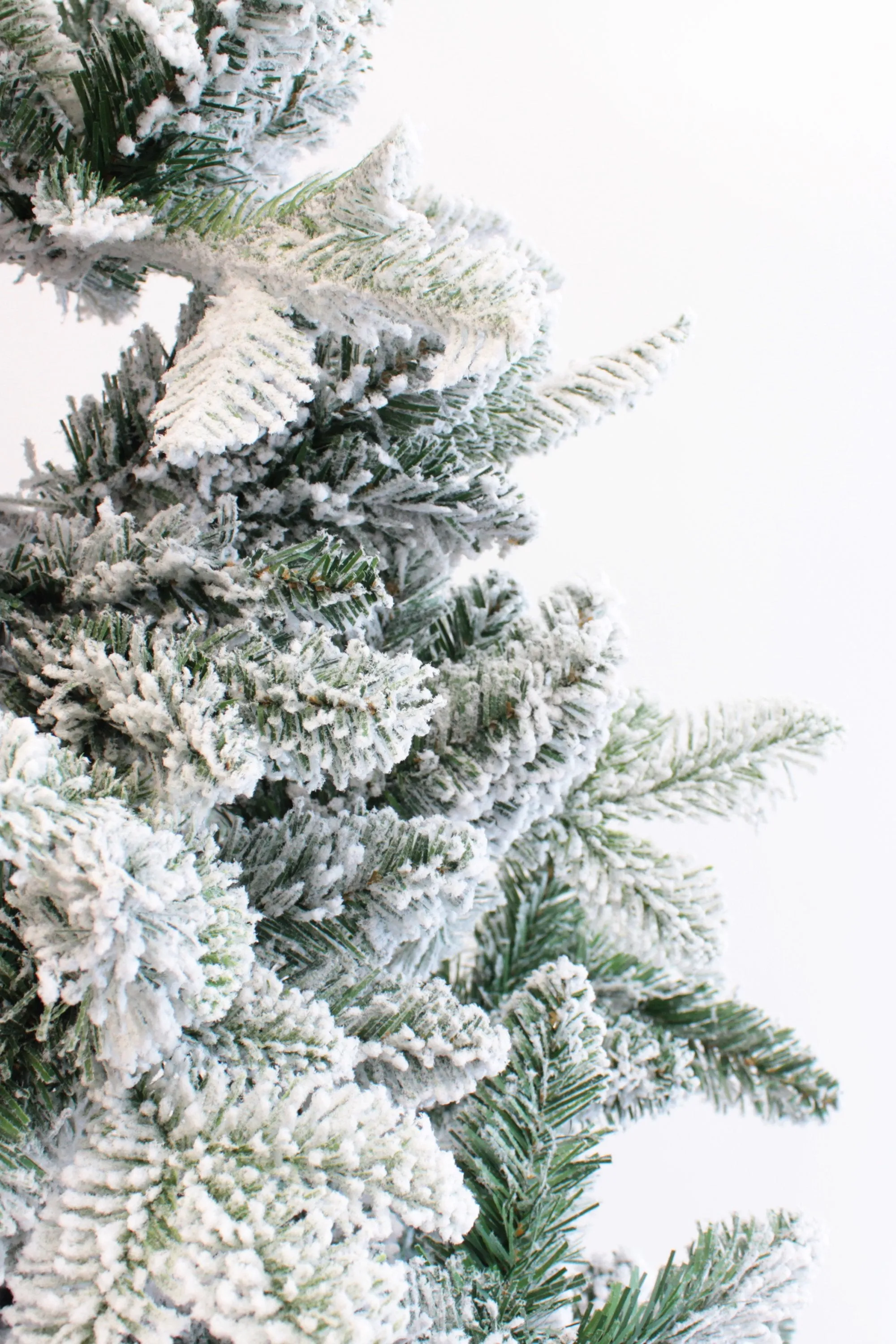 OPEN BOX - 7.5' Alpine Fir Artificial Christmas Tree - Snow Flocked