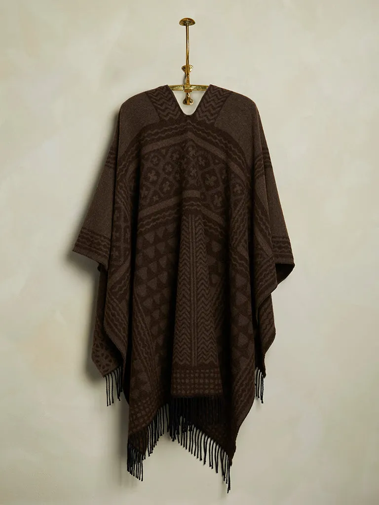 Rambler Llama Poncho - Chestnut